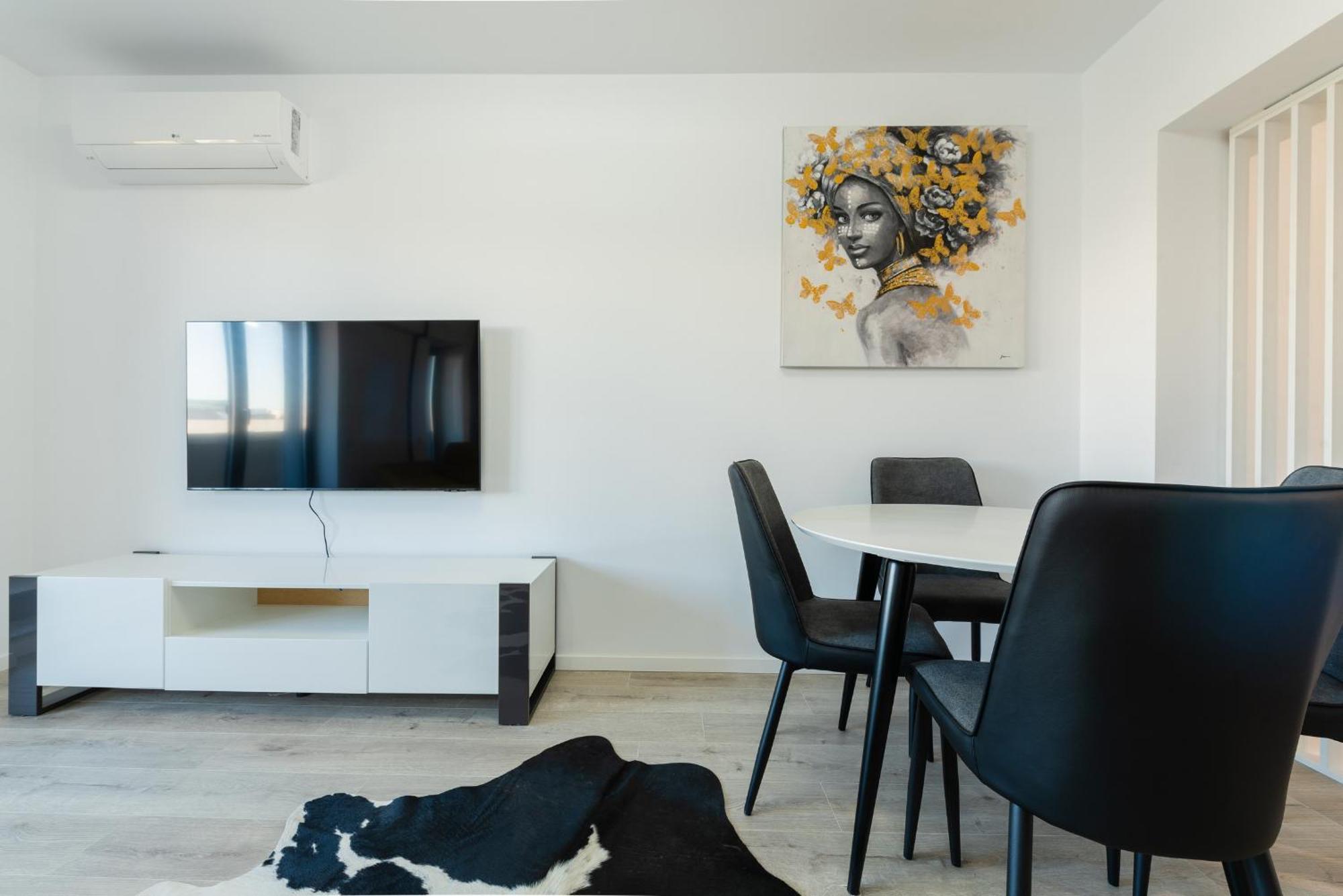 Vanda - Park-View Apartment With Private Balcony Bukarest Exterior foto